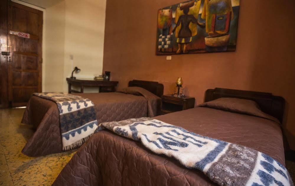 Hotel Modelo Quetzaltenango Exterior foto