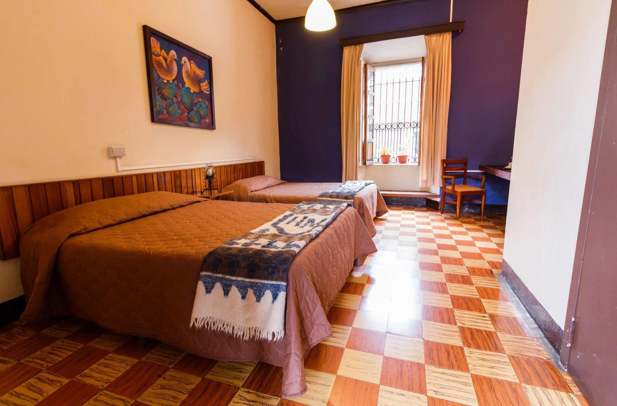 Hotel Modelo Quetzaltenango Exterior foto